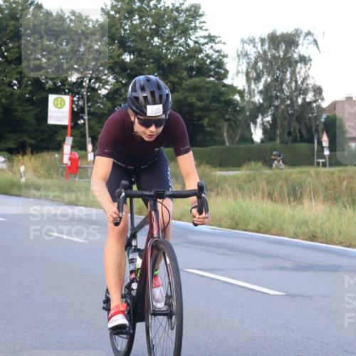 25.08.2024 - Elbe Triathlon Hamburg Fuchs,  Jonas http://msf.ph/oto/6838588 25.08.2024 08:53:30 Radfahren 121, 120 meine-sportfotos.de