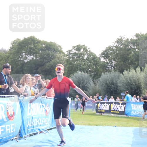 25.08.2024 - Elbe Triathlon Hamburg H.Heesch http://msf.ph/oto/6838600 25.08.2024 10:24:18 Ziel 66, 90 meine-sportfotos.de