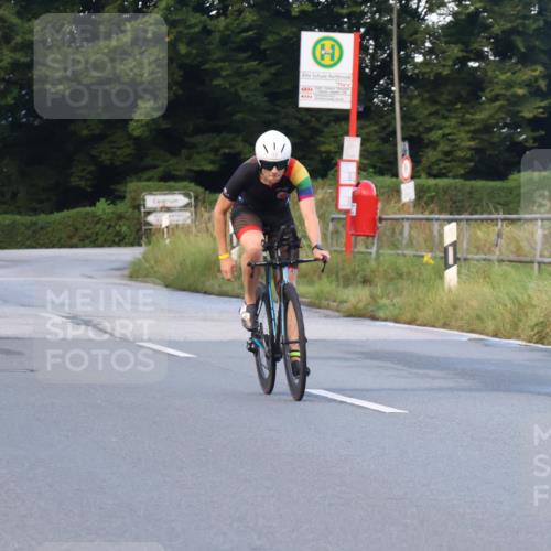 25.08.2024 - Elbe Triathlon Hamburg Fuchs,  Jonas http://msf.ph/oto/6838619 25.08.2024 08:53:36 Radfahren 50, 40 meine-sportfotos.de