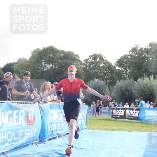 25.08.2024 - Elbe Triathlon Hamburg H.Heesch http://msf.ph/oto/6838623 25.08.2024 10:24:18 Ziel 66, 90 meine-sportfotos.de