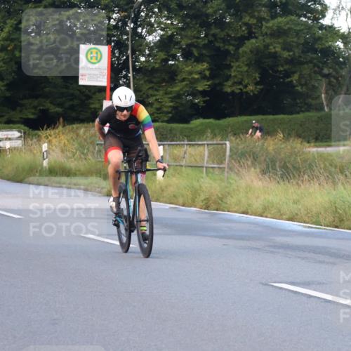 25.08.2024 - Elbe Triathlon Hamburg Fuchs,  Jonas http://msf.ph/oto/6838629 25.08.2024 08:53:36 Radfahren 50, 40 meine-sportfotos.de