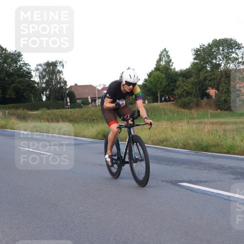 25.08.2024 - Elbe Triathlon Hamburg Fuchs,  Jonas http://msf.ph/oto/6838662 25.08.2024 08:53:38 Radfahren 50, 40 meine-sportfotos.de