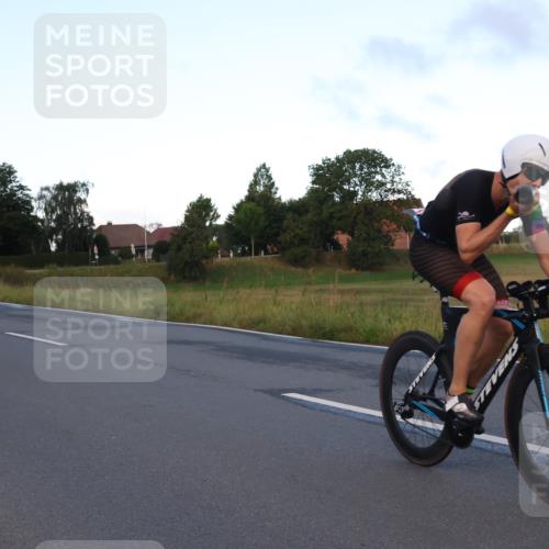 25.08.2024 - Elbe Triathlon Hamburg Fuchs,  Jonas http://msf.ph/oto/6838669 25.08.2024 08:53:38 Radfahren 50, 40 meine-sportfotos.de