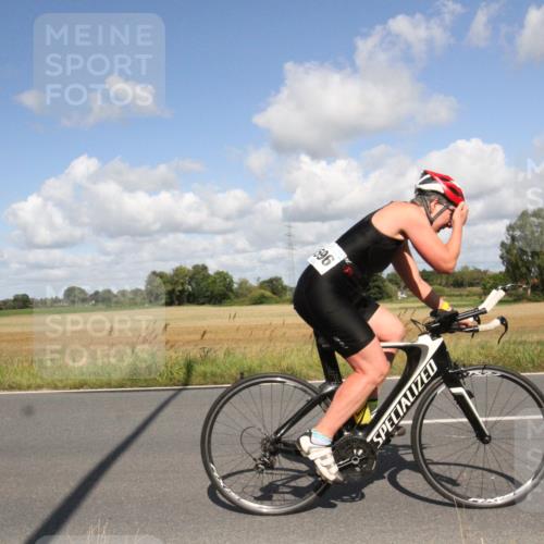 25.08.2024 - Elbe Triathlon Hamburg Fuchs,  Jonas http://msf.ph/oto/6838683 25.08.2024 10:54:20 Radfahren 1576, 608, 673, 795, 1596, 1609, 1529 meine-sportfotos.de