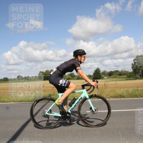 25.08.2024 - Elbe Triathlon Hamburg Fuchs,  Jonas http://msf.ph/oto/6838693 25.08.2024 10:54:24 Radfahren 673, 795, 1596, 1609, 1529, 1574 meine-sportfotos.de