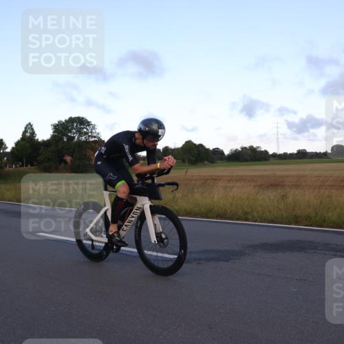 25.08.2024 - Elbe Triathlon Hamburg Fuchs,  Jonas http://msf.ph/oto/6838711 25.08.2024 08:53:40 Radfahren 50, 40 meine-sportfotos.de