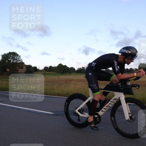 25.08.2024 - Elbe Triathlon Hamburg Fuchs,  Jonas http://msf.ph/oto/6838713 25.08.2024 08:53:41 Radfahren 50, 40, 161 meine-sportfotos.de