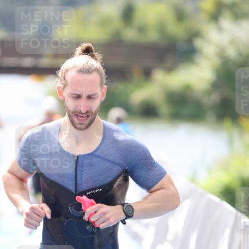25.08.2024 - Elbe Triathlon Hamburg H.Heesch http://msf.ph/oto/6838715 25.08.2024 14:05:19 Schwimmen 1, 2, 4, 8, 9, 13, 14, 22, 25 meine-sportfotos.de