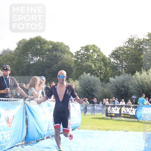 25.08.2024 - Elbe Triathlon Hamburg H.Heesch http://msf.ph/oto/6838718 25.08.2024 10:24:24 Ziel 66, 90 meine-sportfotos.de