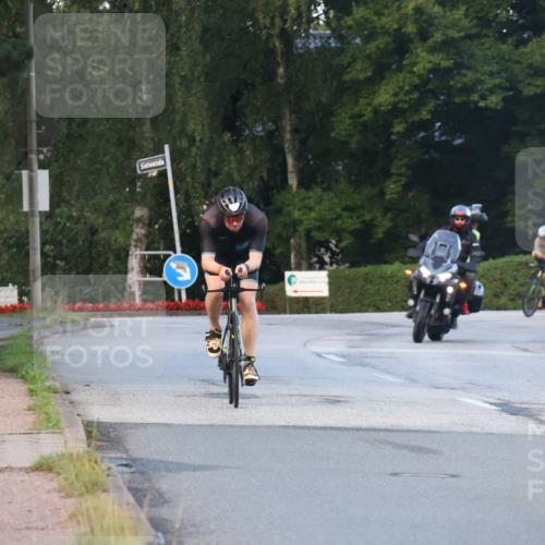25.08.2024 - Elbe Triathlon Hamburg Fuchs,  Jonas http://msf.ph/oto/6838719 25.08.2024 08:53:44 Radfahren 40, 161 meine-sportfotos.de