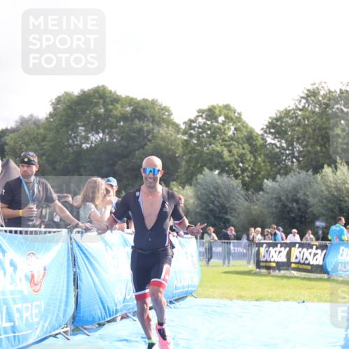 25.08.2024 - Elbe Triathlon Hamburg H.Heesch http://msf.ph/oto/6838728 25.08.2024 10:24:24 Ziel 66, 90 meine-sportfotos.de