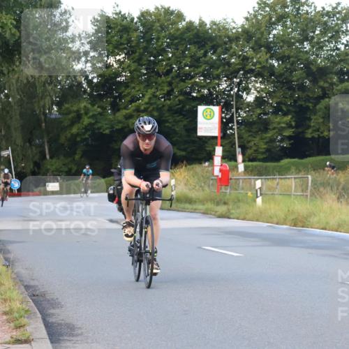 25.08.2024 - Elbe Triathlon Hamburg Fuchs,  Jonas http://msf.ph/oto/6838752 25.08.2024 08:53:47 Radfahren 161, 100 meine-sportfotos.de