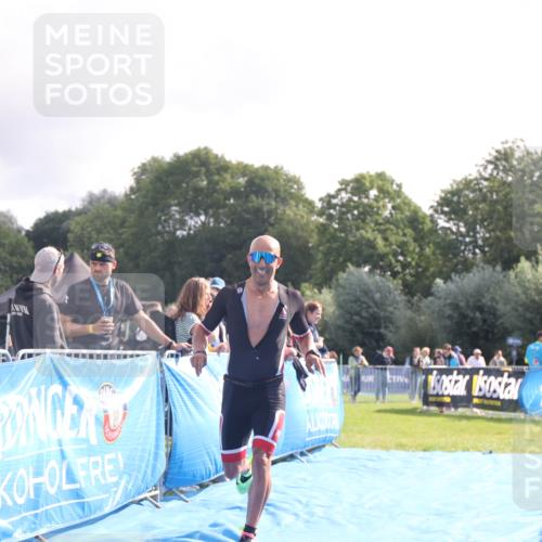 25.08.2024 - Elbe Triathlon Hamburg H.Heesch http://msf.ph/oto/6838754 25.08.2024 10:24:25 Ziel 66, 90 meine-sportfotos.de