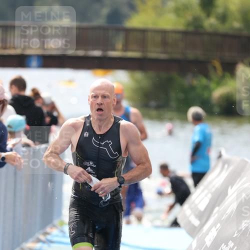 25.08.2024 - Elbe Triathlon Hamburg H.Heesch http://msf.ph/oto/6838759 25.08.2024 14:05:22 Schwimmen 1, 2, 4, 8, 9, 13, 14, 22, 25 meine-sportfotos.de