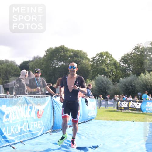 25.08.2024 - Elbe Triathlon Hamburg H.Heesch http://msf.ph/oto/6838771 25.08.2024 10:24:25 Ziel 66, 90 meine-sportfotos.de