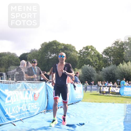 25.08.2024 - Elbe Triathlon Hamburg H.Heesch http://msf.ph/oto/6838775 25.08.2024 10:24:25 Ziel 66, 90 meine-sportfotos.de