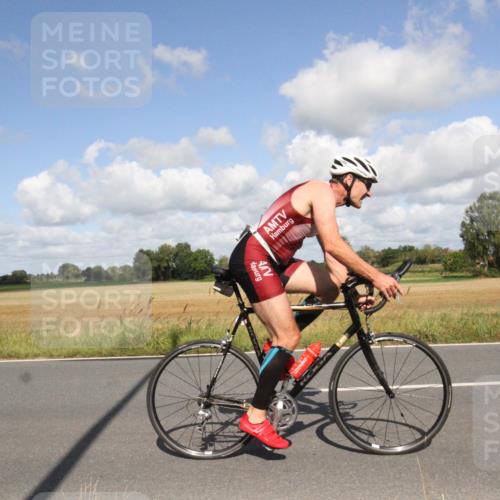 25.08.2024 - Elbe Triathlon Hamburg Fuchs,  Jonas http://msf.ph/oto/6838781 25.08.2024 10:54:57 Radfahren 1550, 504, 1493, 579, 564, 1428, 1456 meine-sportfotos.de
