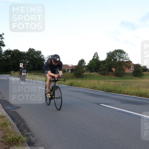 25.08.2024 - Elbe Triathlon Hamburg Fuchs,  Jonas http://msf.ph/oto/6838786 25.08.2024 08:53:48 Radfahren 161, 100, 169 meine-sportfotos.de