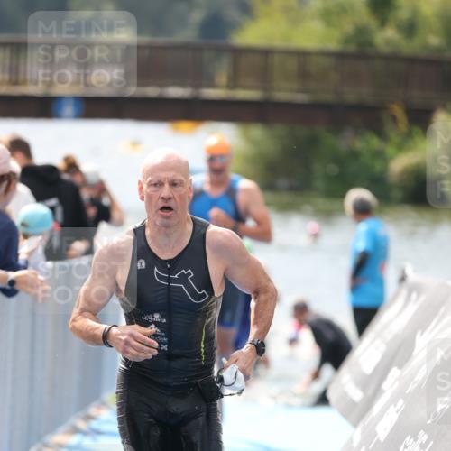 25.08.2024 - Elbe Triathlon Hamburg H.Heesch http://msf.ph/oto/6838790 25.08.2024 14:05:22 Schwimmen 1, 2, 4, 8, 9, 13, 14, 22, 25 meine-sportfotos.de