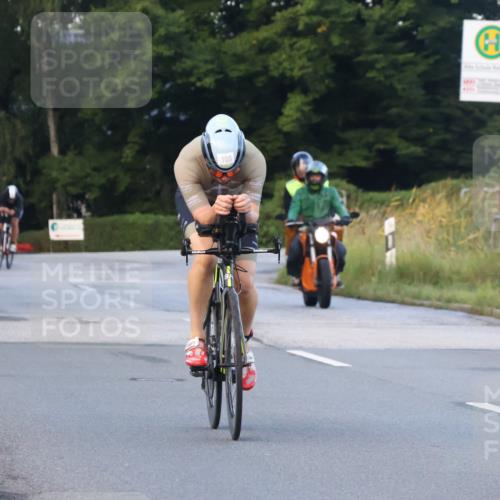 25.08.2024 - Elbe Triathlon Hamburg Fuchs,  Jonas http://msf.ph/oto/6838797 25.08.2024 08:53:51 Radfahren 161, 100, 169, 197 meine-sportfotos.de