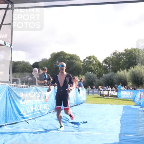 25.08.2024 - Elbe Triathlon Hamburg H.Heesch http://msf.ph/oto/6838805 25.08.2024 10:24:25 Ziel 66, 90 meine-sportfotos.de