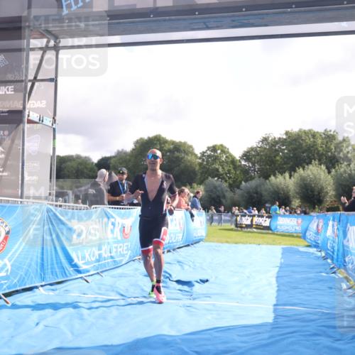25.08.2024 - Elbe Triathlon Hamburg H.Heesch http://msf.ph/oto/6838819 25.08.2024 10:24:25 Ziel 66, 90 meine-sportfotos.de