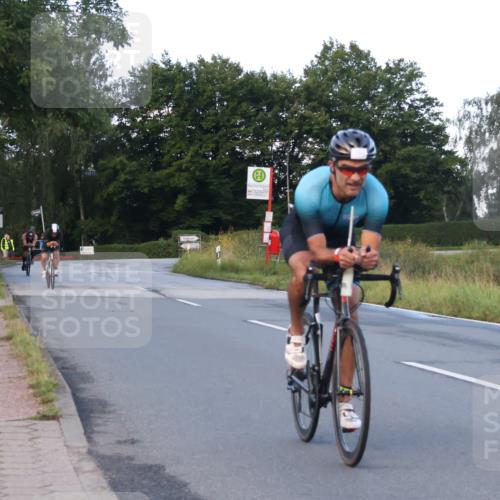 25.08.2024 - Elbe Triathlon Hamburg Fuchs,  Jonas http://msf.ph/oto/6838862 25.08.2024 08:53:54 Radfahren 100, 169, 197, 188 meine-sportfotos.de