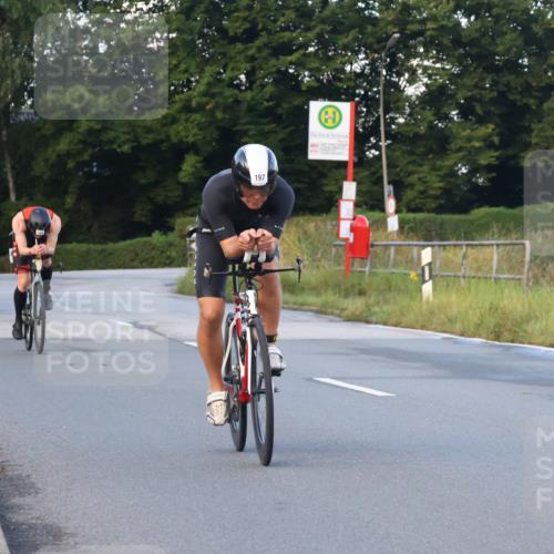25.08.2024 - Elbe Triathlon Hamburg Fuchs,  Jonas http://msf.ph/oto/6838891 25.08.2024 08:53:57 Radfahren 100, 169, 197, 188 meine-sportfotos.de