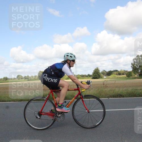 25.08.2024 - Elbe Triathlon Hamburg Fuchs,  Jonas http://msf.ph/oto/6838898 25.08.2024 10:55:51 Radfahren 1472, 679, 1528, 1489 meine-sportfotos.de