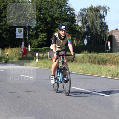 25.08.2024 - Elbe Triathlon Hamburg Fuchs,  Jonas http://msf.ph/oto/6838903 25.08.2024 09:35:36 Radfahren 399, 197, 155, 427 meine-sportfotos.de