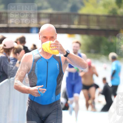 25.08.2024 - Elbe Triathlon Hamburg H.Heesch http://msf.ph/oto/6838910 25.08.2024 14:05:26 Schwimmen 1, 2, 4, 8, 9, 13, 14, 15, 19, 22, 25, 29 meine-sportfotos.de