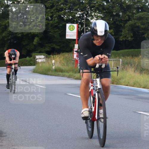 25.08.2024 - Elbe Triathlon Hamburg Fuchs,  Jonas http://msf.ph/oto/6838913 25.08.2024 08:53:57 Radfahren 100, 169, 197, 188 meine-sportfotos.de