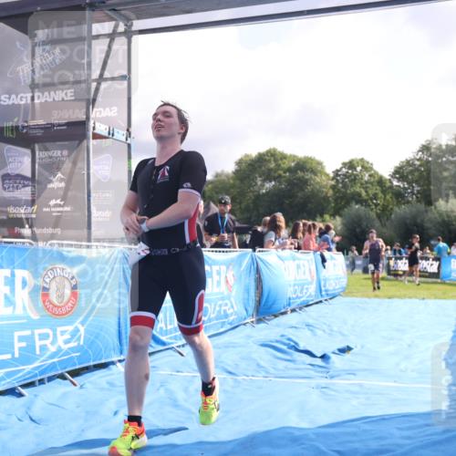 25.08.2024 - Elbe Triathlon Hamburg H.Heesch http://msf.ph/oto/6838928 25.08.2024 10:24:49 Ziel 63, 92 meine-sportfotos.de