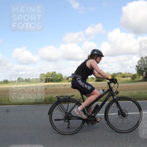 25.08.2024 - Elbe Triathlon Hamburg Fuchs,  Jonas http://msf.ph/oto/6838932 25.08.2024 10:56:16 Radfahren 1491, 1543, 1713, 1715 meine-sportfotos.de