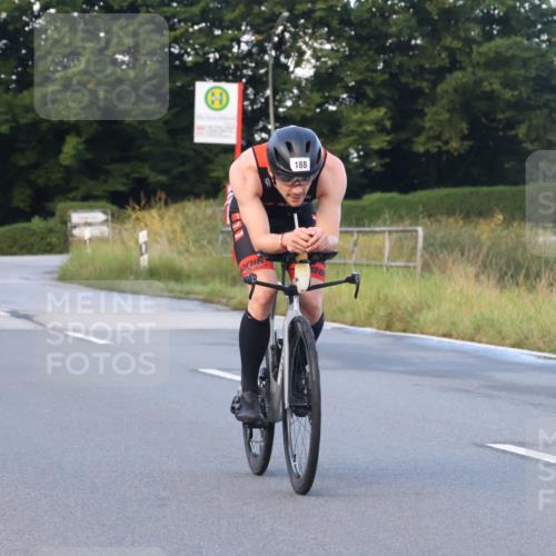 25.08.2024 - Elbe Triathlon Hamburg Fuchs,  Jonas http://msf.ph/oto/6838935 25.08.2024 08:53:58 Radfahren 169, 197, 188 meine-sportfotos.de