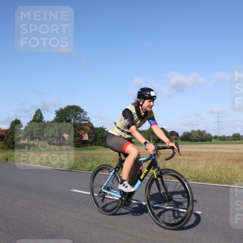 25.08.2024 - Elbe Triathlon Hamburg Fuchs,  Jonas http://msf.ph/oto/6838939 25.08.2024 09:35:37 Radfahren 155, 427 meine-sportfotos.de
