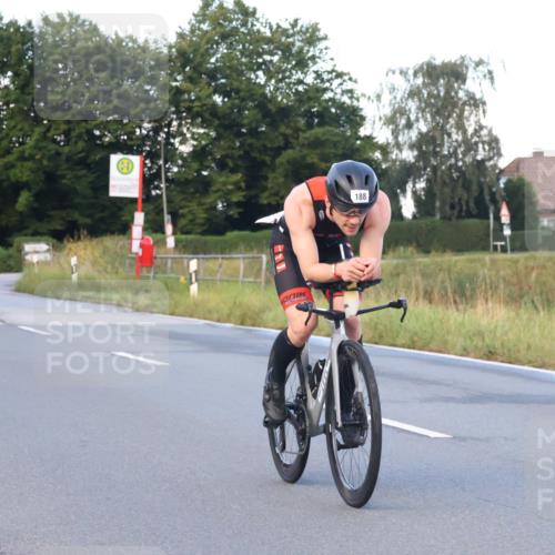25.08.2024 - Elbe Triathlon Hamburg Fuchs,  Jonas http://msf.ph/oto/6838946 25.08.2024 08:53:58 Radfahren 169, 197, 188 meine-sportfotos.de