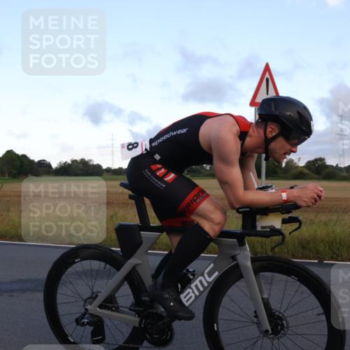 25.08.2024 - Elbe Triathlon Hamburg Fuchs,  Jonas http://msf.ph/oto/6838976 25.08.2024 08:53:59 Radfahren 169, 197, 188 meine-sportfotos.de