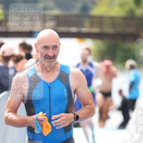 25.08.2024 - Elbe Triathlon Hamburg H.Heesch http://msf.ph/oto/6838978 25.08.2024 14:05:27 Schwimmen 2, 4, 8, 9, 13, 14, 15, 19, 22, 25, 29 meine-sportfotos.de