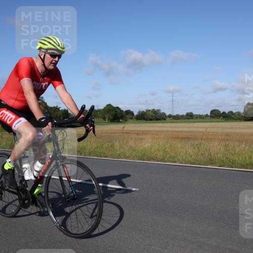 25.08.2024 - Elbe Triathlon Hamburg Fuchs,  Jonas http://msf.ph/oto/6838985 25.08.2024 09:35:41 Radfahren 155, 427, 179 meine-sportfotos.de