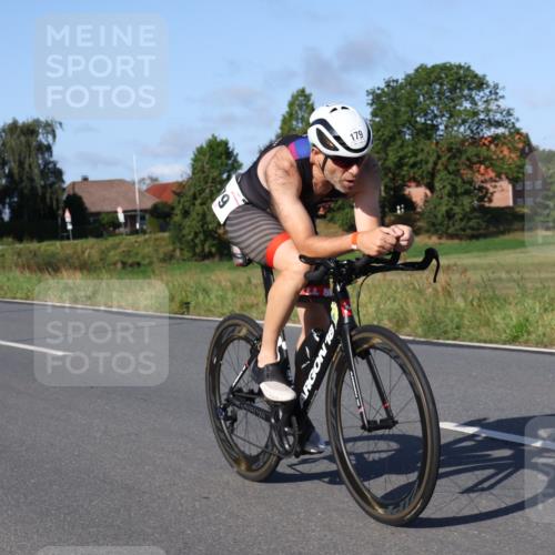 25.08.2024 - Elbe Triathlon Hamburg Fuchs,  Jonas http://msf.ph/oto/6839016 25.08.2024 09:35:47 Radfahren 427, 179, 294, 275 meine-sportfotos.de