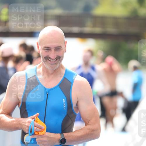 25.08.2024 - Elbe Triathlon Hamburg H.Heesch http://msf.ph/oto/6839017 25.08.2024 14:05:27 Schwimmen 2, 4, 8, 9, 13, 14, 15, 19, 22, 25, 29 meine-sportfotos.de
