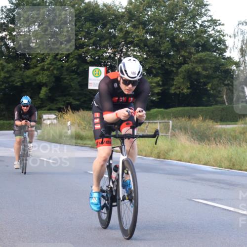 25.08.2024 - Elbe Triathlon Hamburg Fuchs,  Jonas http://msf.ph/oto/6839019 25.08.2024 08:54:12 Radfahren 159, 186, 142, 166 meine-sportfotos.de