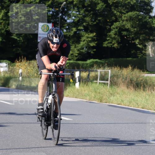 25.08.2024 - Elbe Triathlon Hamburg Fuchs,  Jonas http://msf.ph/oto/6839025 25.08.2024 09:35:52 Radfahren 179, 294, 275, 184 meine-sportfotos.de