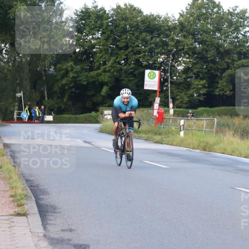 25.08.2024 - Elbe Triathlon Hamburg Fuchs,  Jonas http://msf.ph/oto/6839054 25.08.2024 08:54:16 Radfahren 186, 142, 166 meine-sportfotos.de