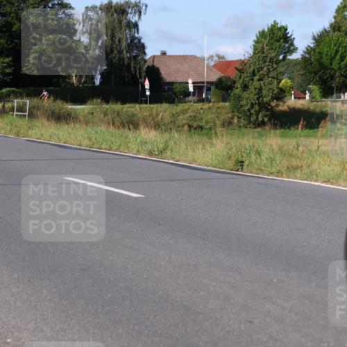 25.08.2024 - Elbe Triathlon Hamburg Fuchs,  Jonas http://msf.ph/oto/6839057 25.08.2024 09:35:54 Radfahren 294, 275, 184 meine-sportfotos.de