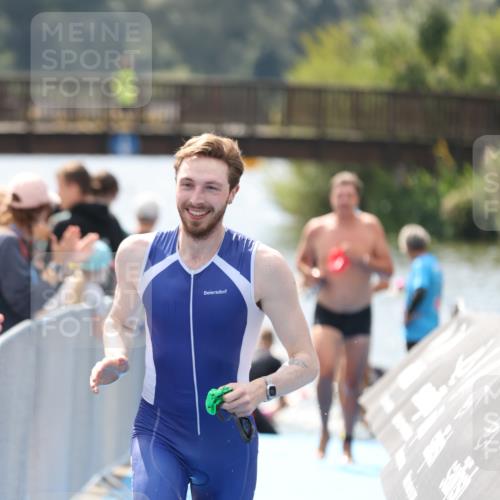 25.08.2024 - Elbe Triathlon Hamburg H.Heesch http://msf.ph/oto/6839071 25.08.2024 14:05:29 Schwimmen 4, 8, 9, 13, 14, 15, 19, 22, 25, 29 meine-sportfotos.de