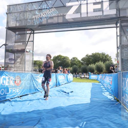 25.08.2024 - Elbe Triathlon Hamburg H.Heesch http://msf.ph/oto/6839083 25.08.2024 10:24:54 Ziel 63, 92 meine-sportfotos.de