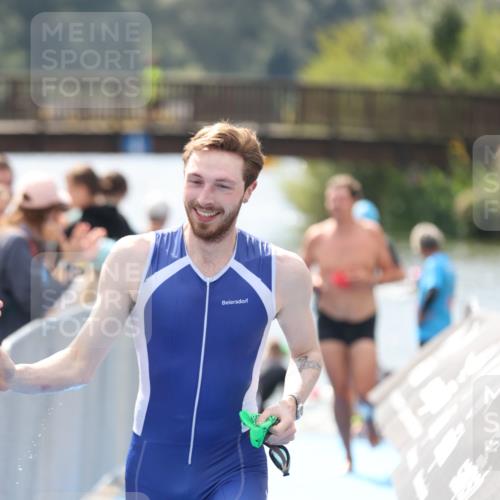 25.08.2024 - Elbe Triathlon Hamburg H.Heesch http://msf.ph/oto/6839106 25.08.2024 14:05:29 Schwimmen 4, 8, 9, 13, 14, 15, 19, 22, 25, 29 meine-sportfotos.de