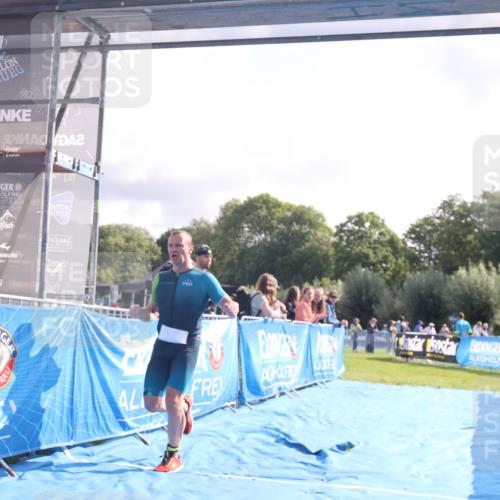 25.08.2024 - Elbe Triathlon Hamburg H.Heesch http://msf.ph/oto/6839128 25.08.2024 10:25:06 Ziel 43 meine-sportfotos.de